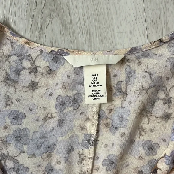 H&M Button Front Dress - Picture 3 of 5